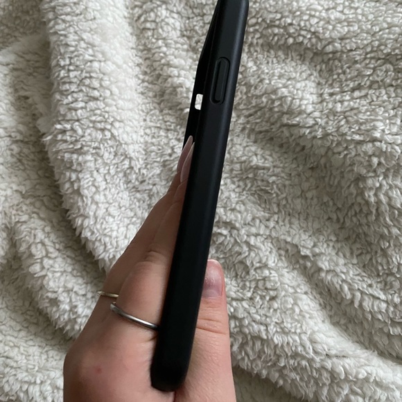 WILDFLOWER MATCHA IPHONE 11 PRO MAX CASE - Picture 4 of 5